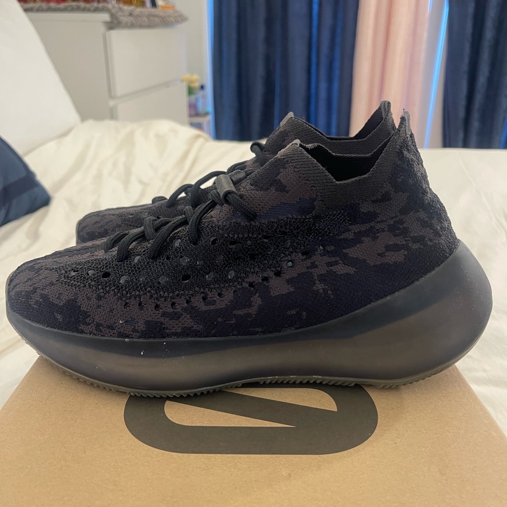 Yeezy boost 380